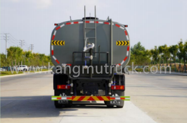 Dongfeng Huashen 30CBM Sprinkler Truck