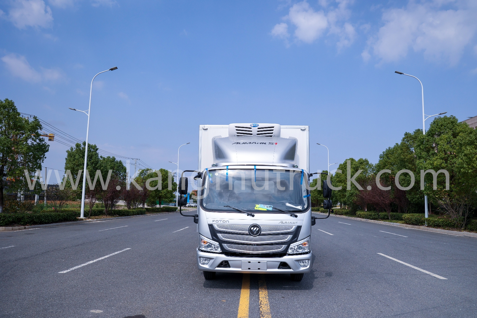 FOTON 4.2M 158HP CUMMINS ENGINE STOREATED TRURN