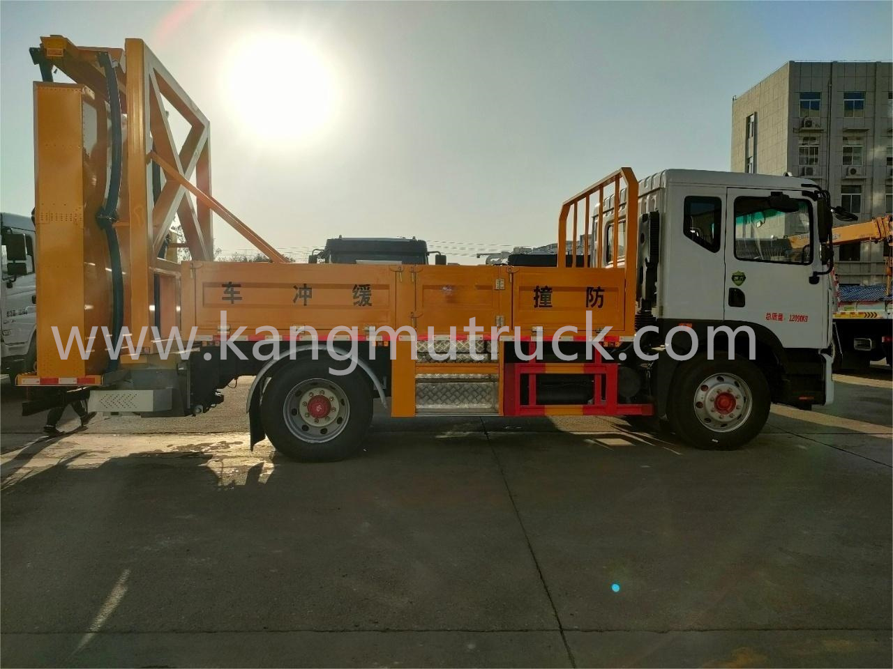 Dongfeng D9 Dolika 100K Anti Collision Buffer Vehicle