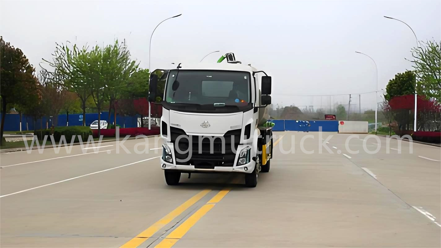 Dongfeng LZM M3 14Cbm Cesspit Emptier And Suction Truck