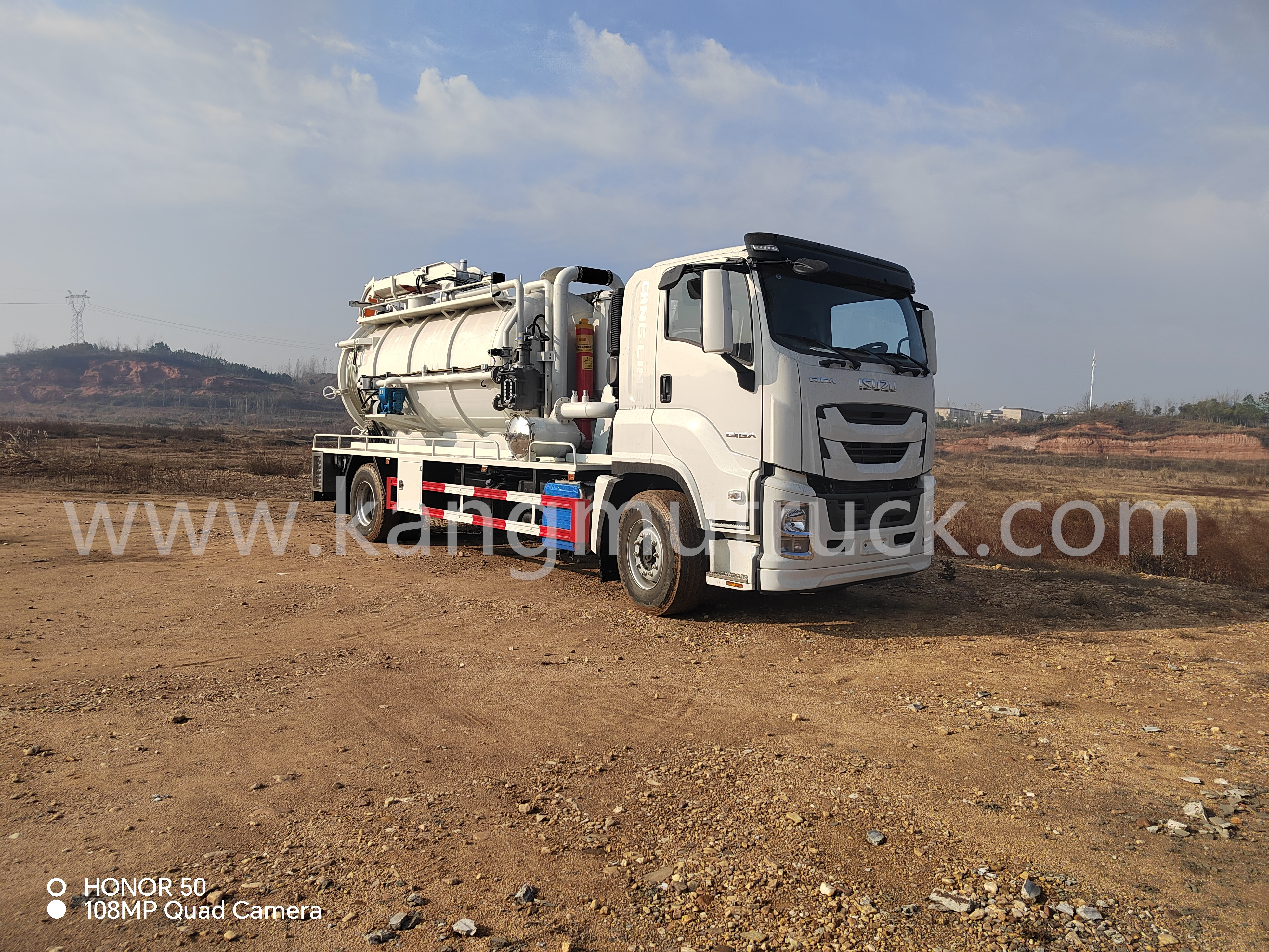 Isuzu Combi Suction And Jetting Truck(With Sewage Circulation System)