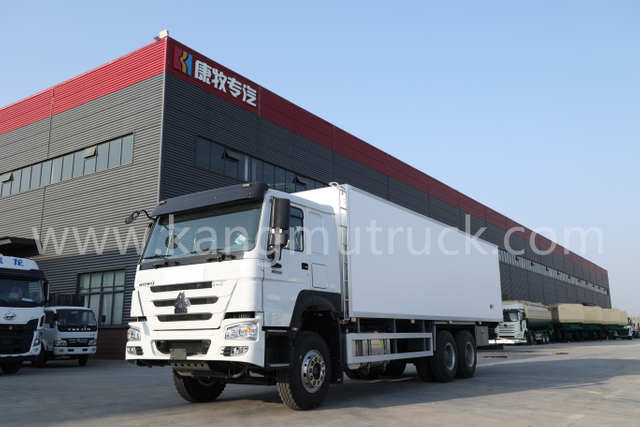 Sinotruk Howo 6x4 Truck refrigerato