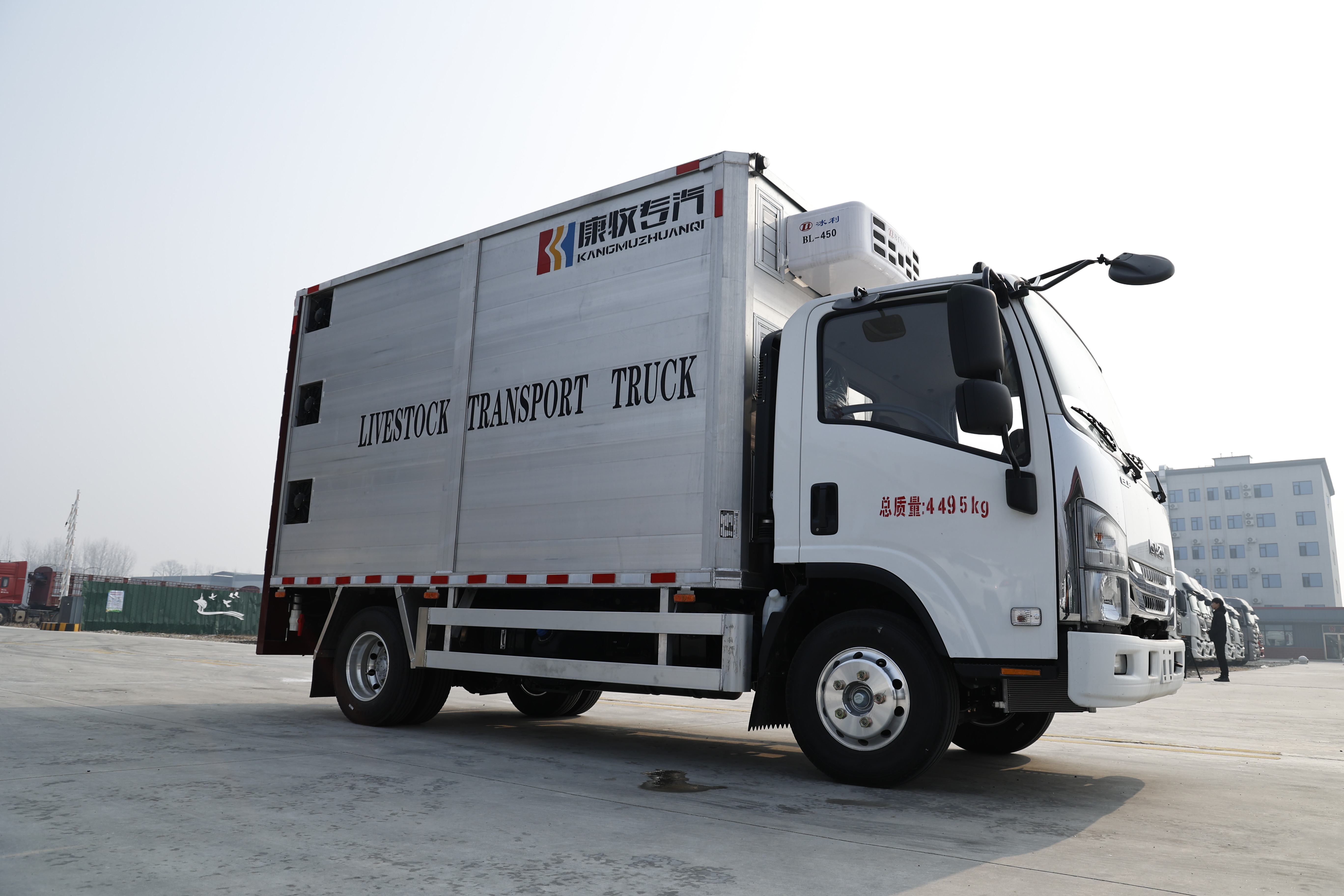 Isuz Livestock Tansport Truck