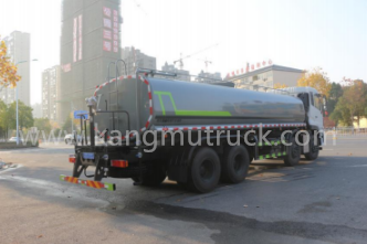 Dongfeng KL 25CBM Sprinkler Truck
