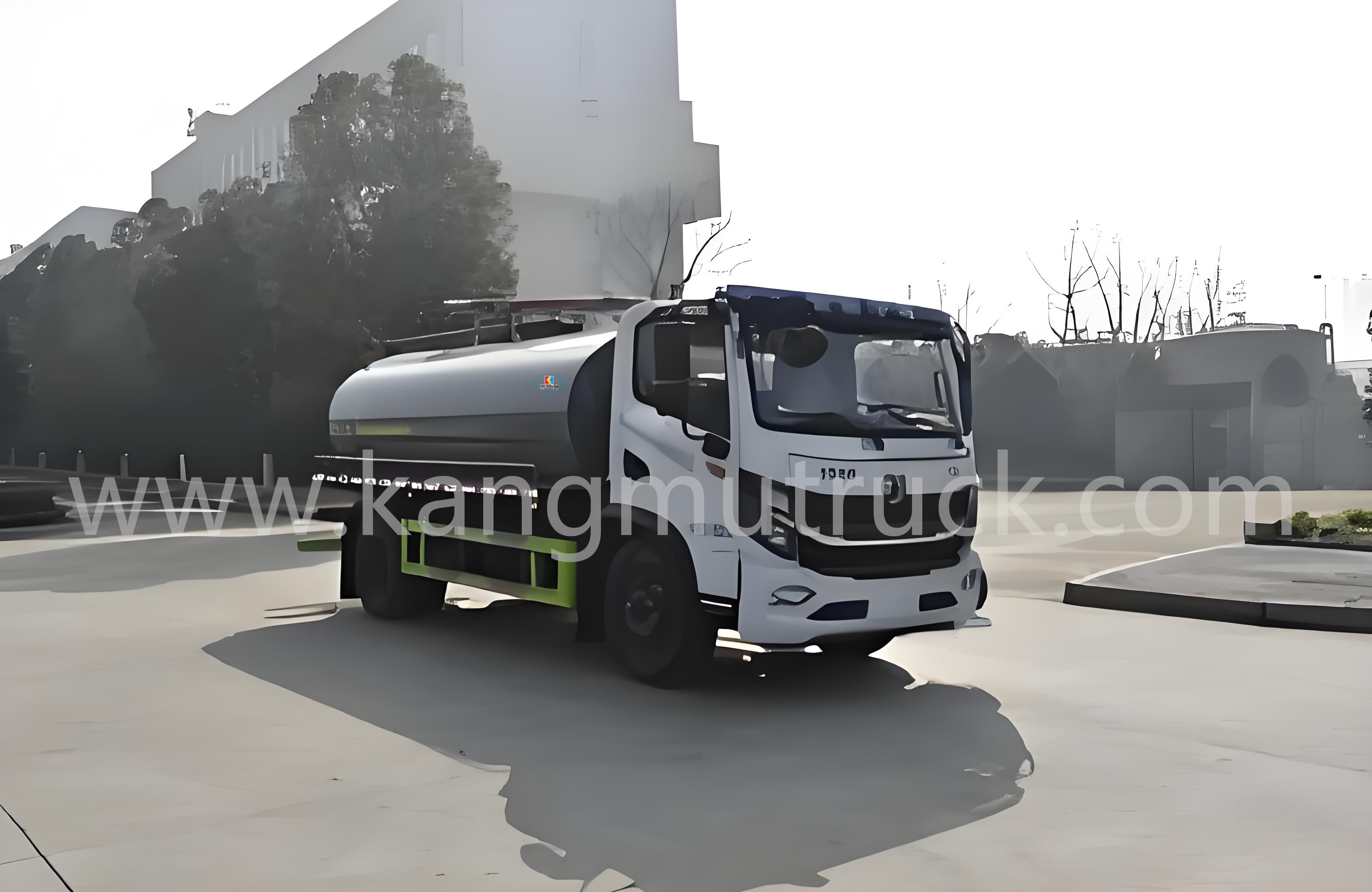 Dongfeng Huashen T3 9Cbm 165HP Cesspit Emptier And Suction Truck