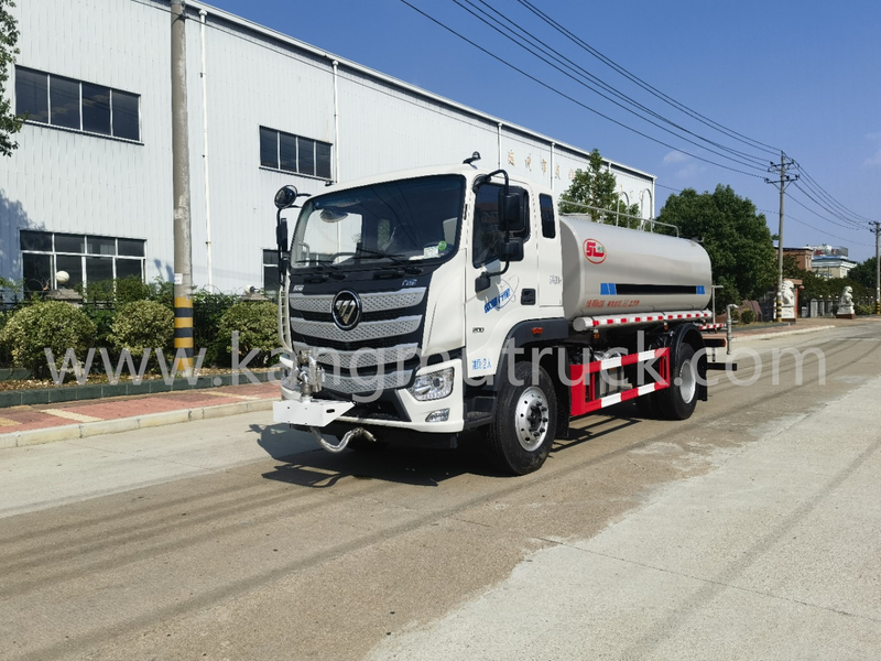 Foton Ouman 3950 Green Spray Truck