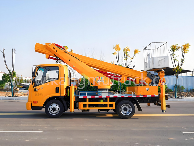 ISUZ 23-meter Arial Lift Truck