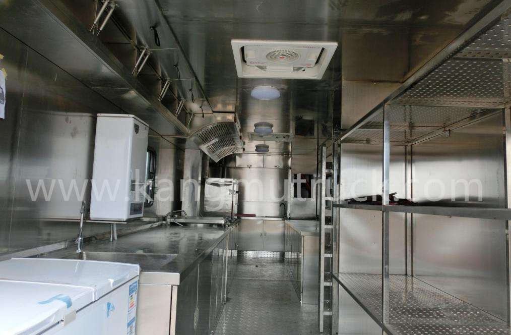 Food Truck Cooking Trailer with Kichen Equipments