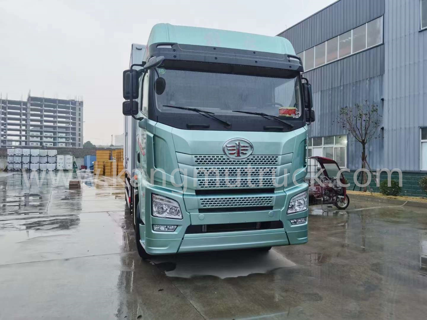 FAW 9,6 m 350 Horsepower chlazená kamion