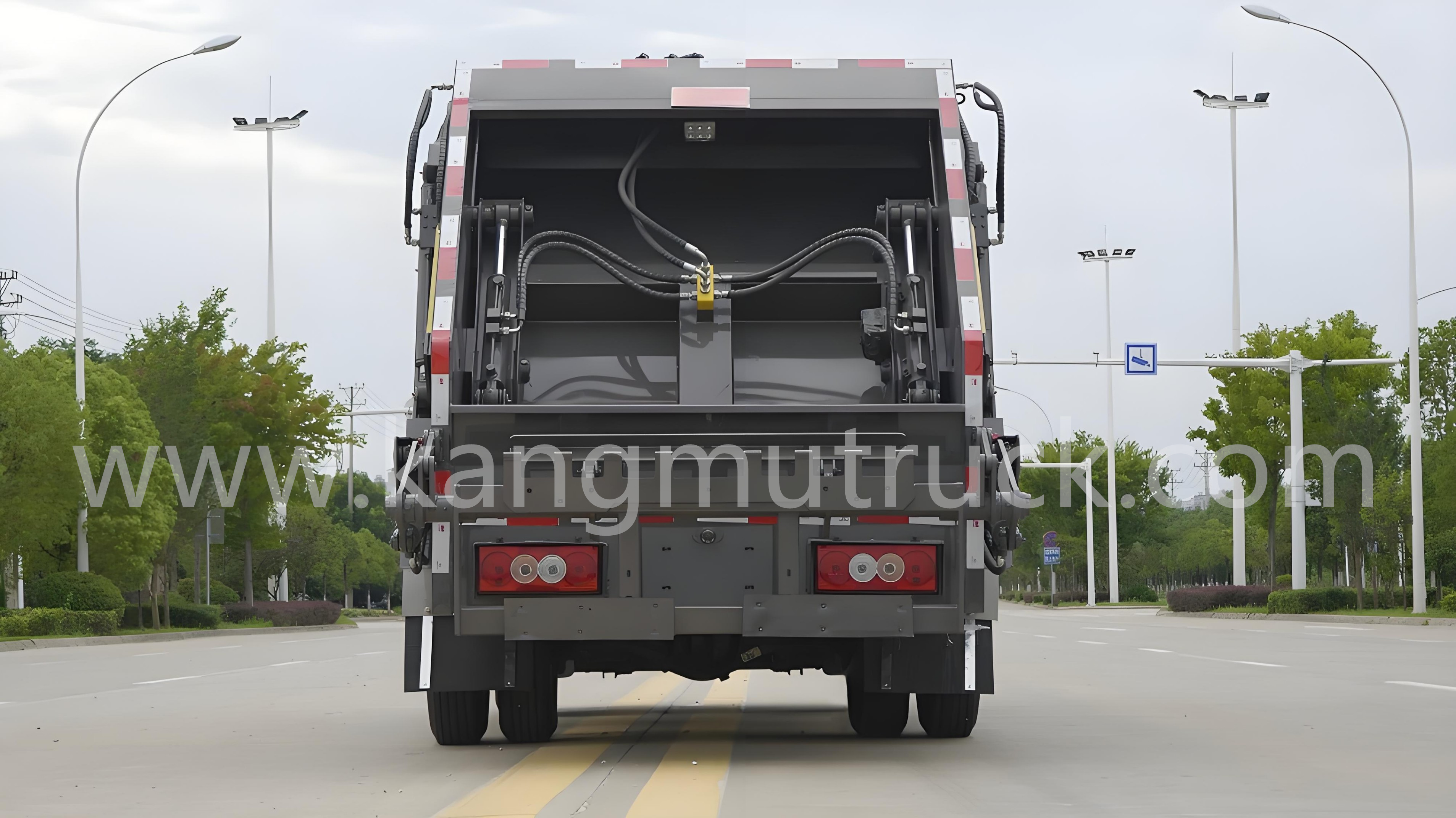 6 CBM Foton Pilot M5 Compression Garbage Truck