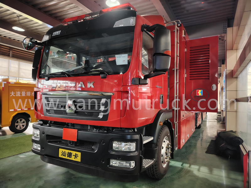 Sinotruk Sitrak 350HP Shower Truck