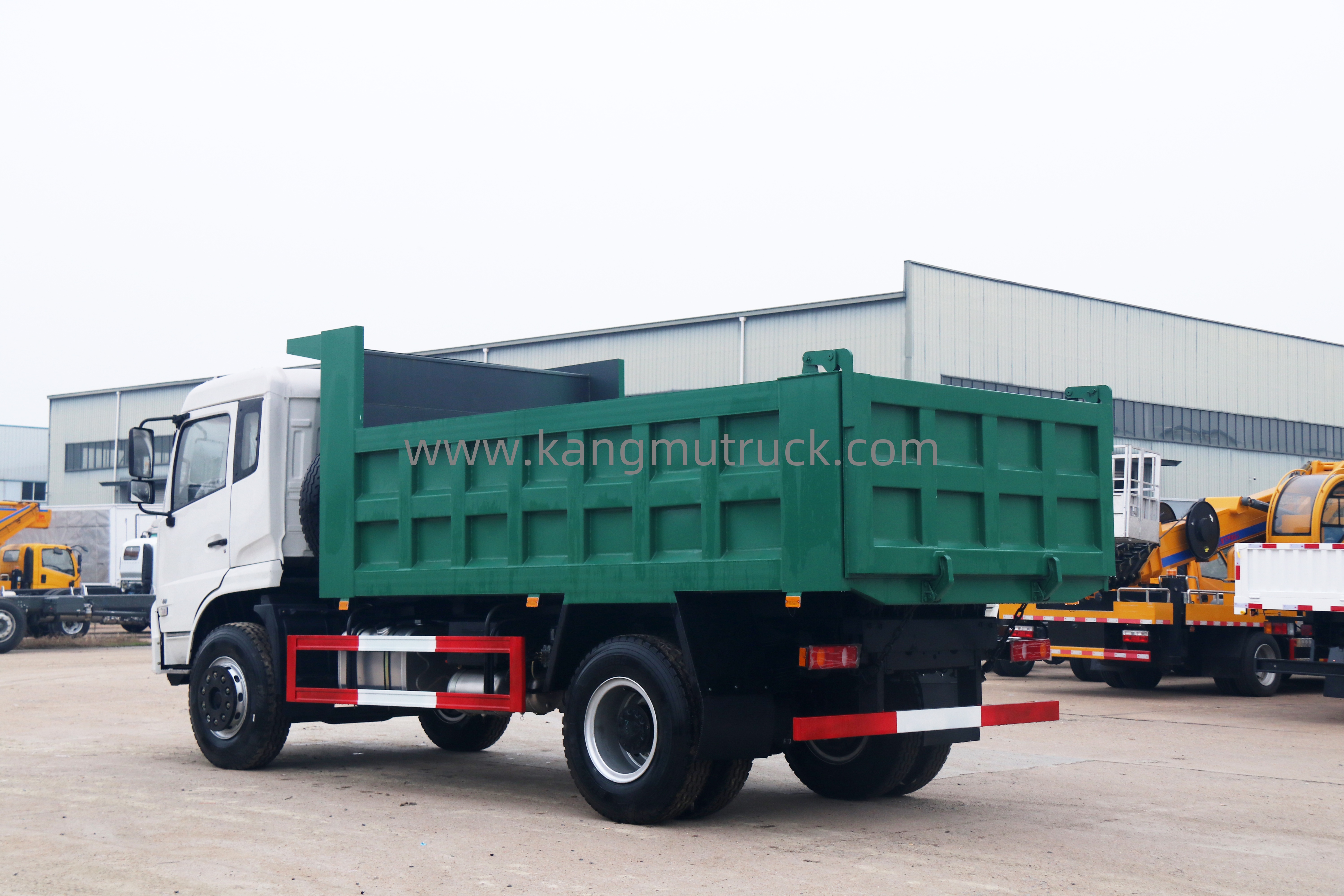 EQ3182E Dump Truck
