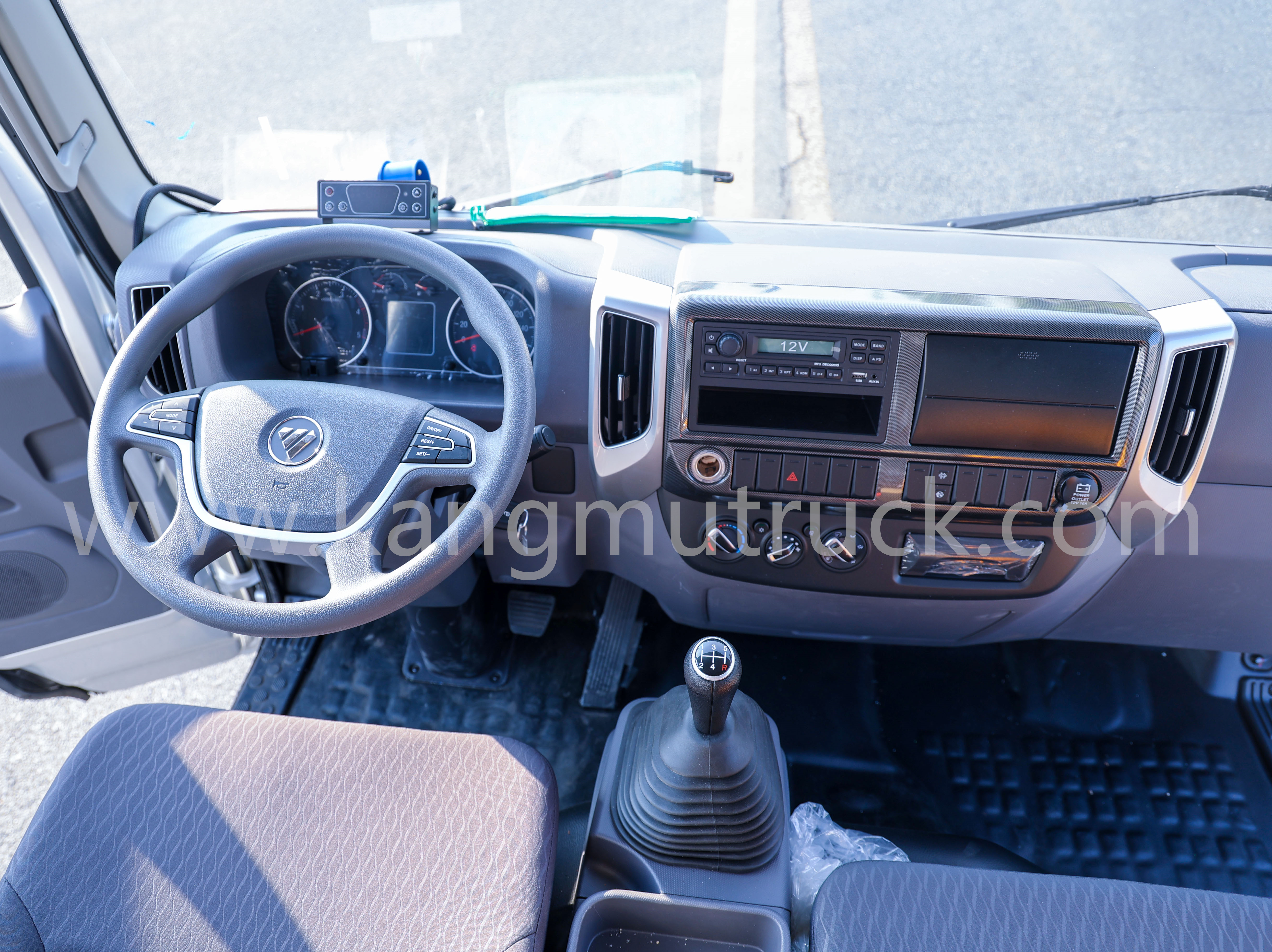 FOTON 4.2M 158HP Refrigerated Truck