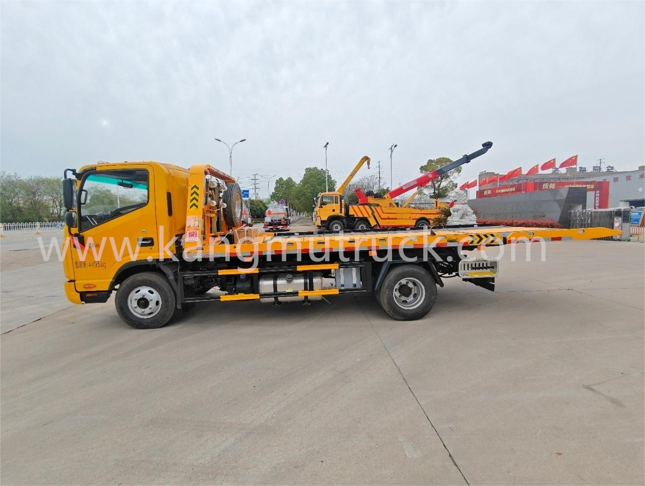 JAC Q6 Original 160hp Wrecker Track Recovery Truck