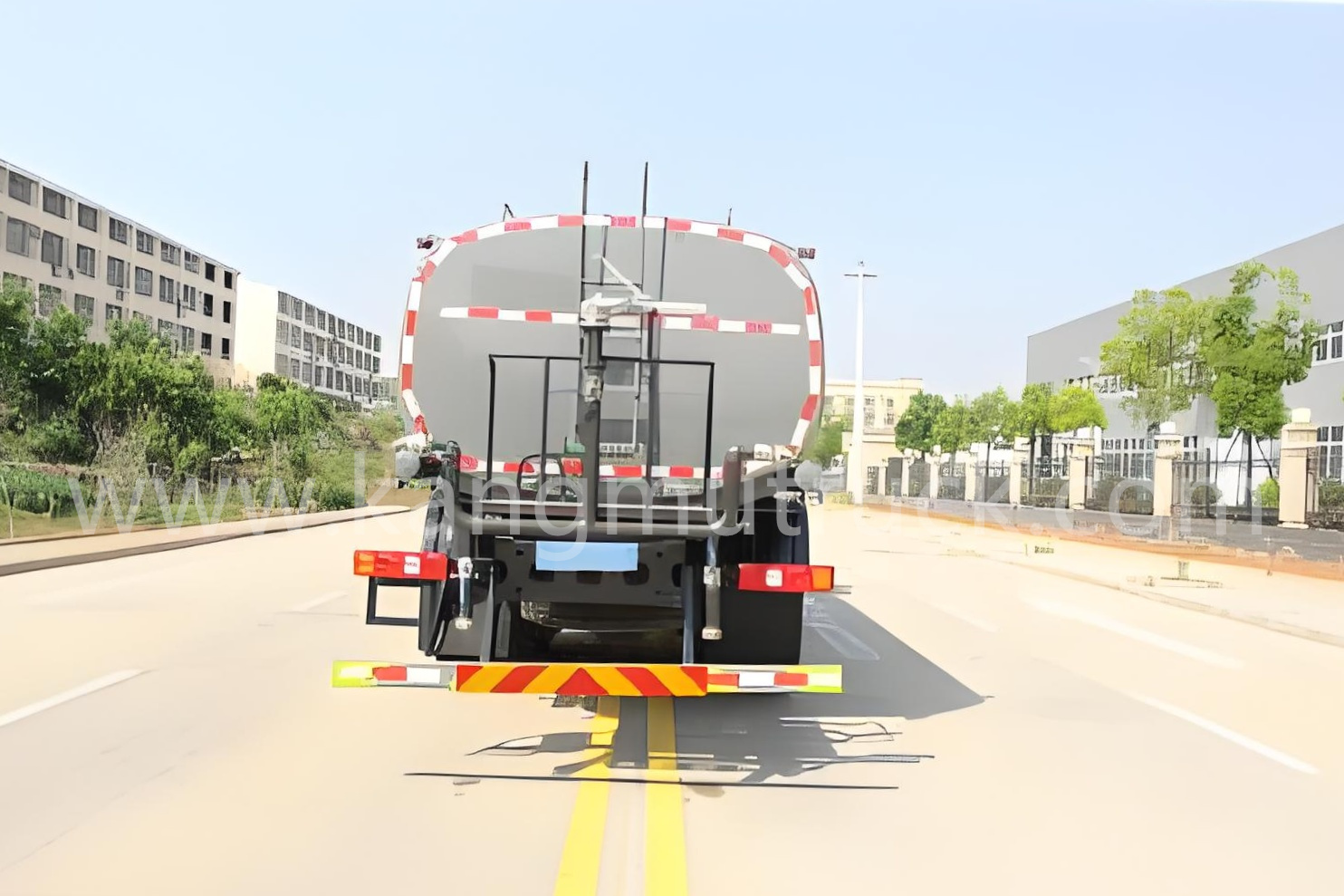 Shacman Delong M3000 18CBM Sprinkler Truck