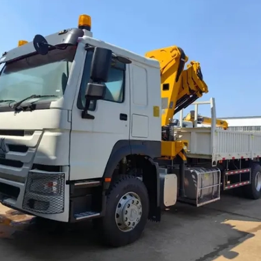 How Many Cubic Yards in A Dump Truck?