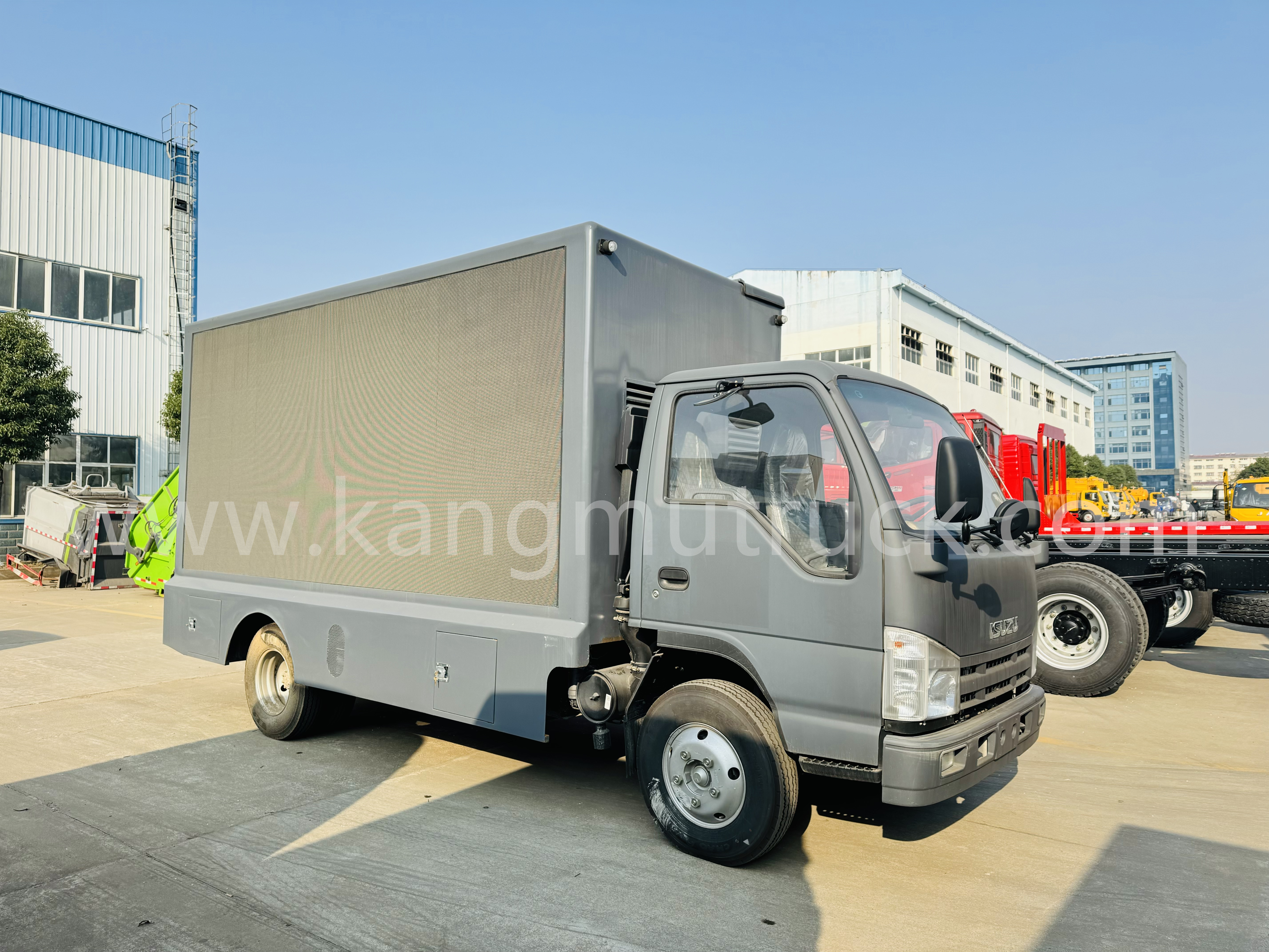 Isuzu 4x2 P4 lori LED