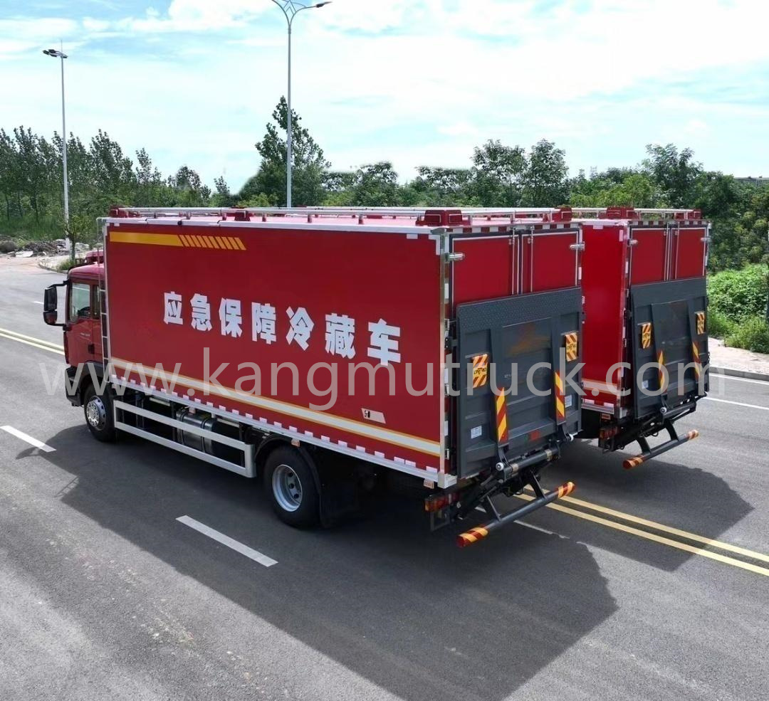 Sinotruk 350HP Emergency Refrigerated Truck 