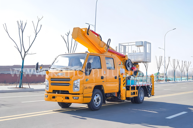 JMC Shunda 23-Meter Double-Row-Seat Aerial Lift Truck 