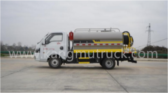 Dongfeng Tuyi 2Cbm High Pressure Cleaning Truck