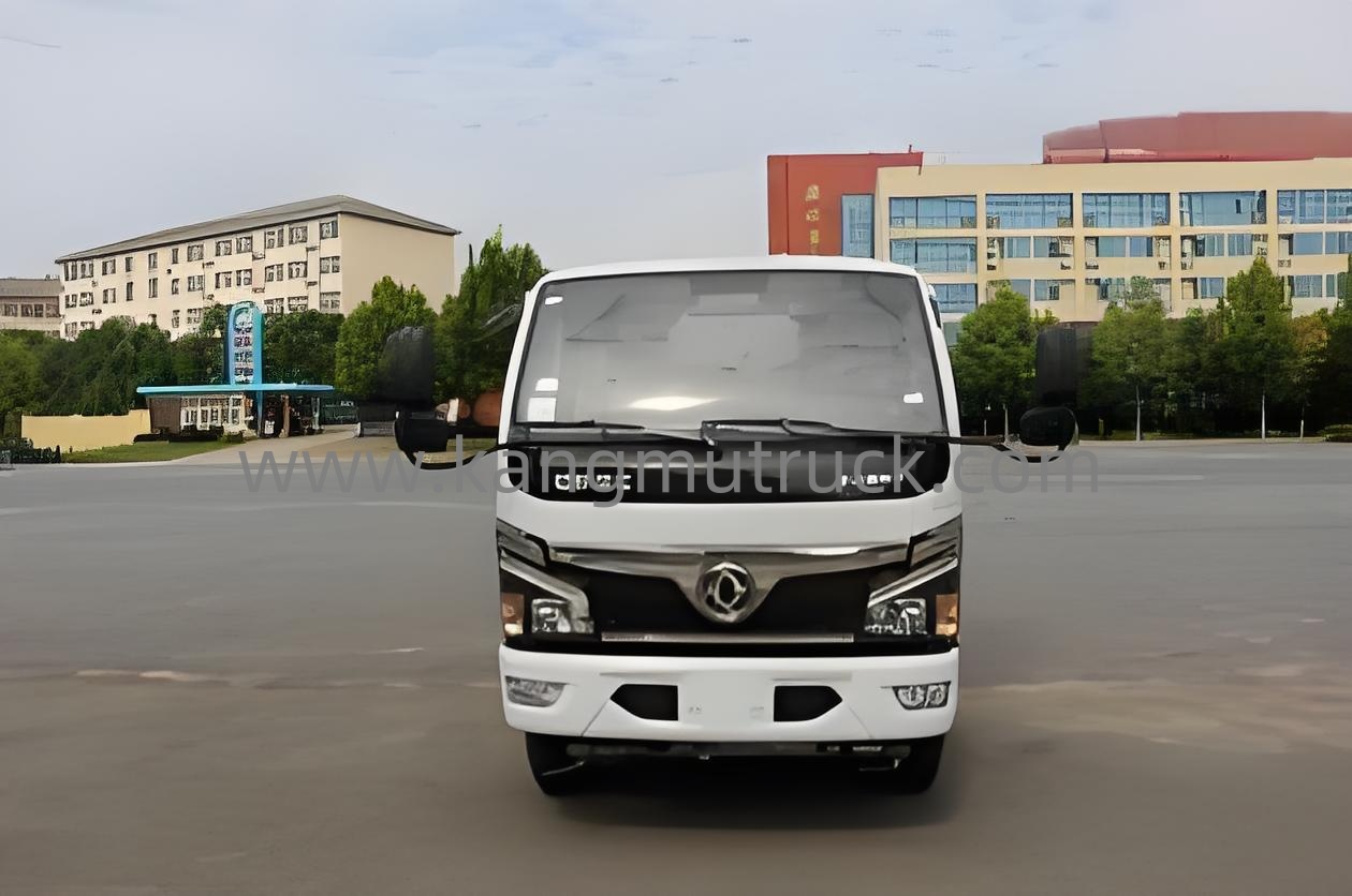 Dongfeng Furuka Yunnei 126Hp ឡានបាញ់ថ្នាំបាញ់ថ្នាំ 5CBM