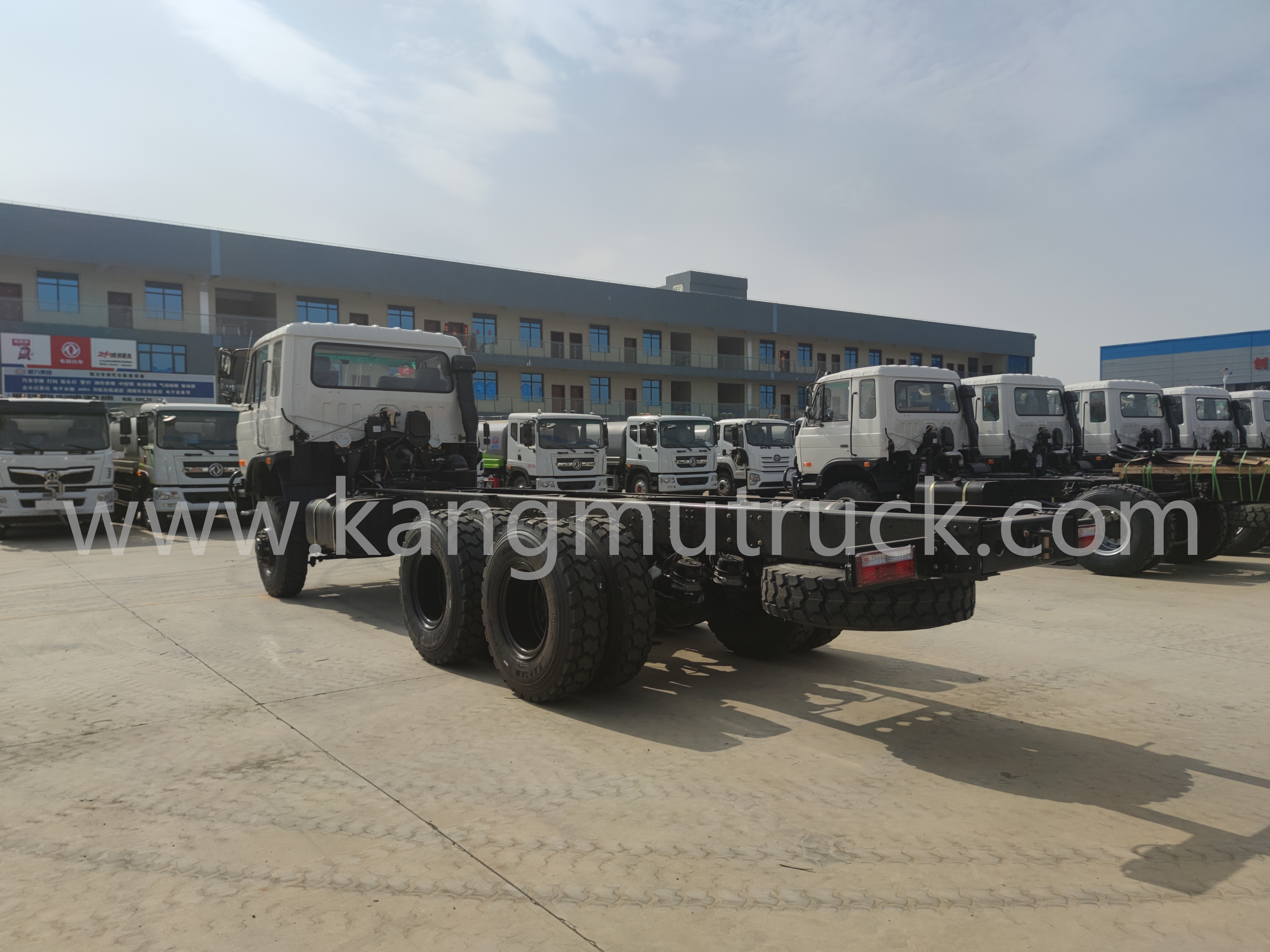 4*4 8000L Water Tank Truck