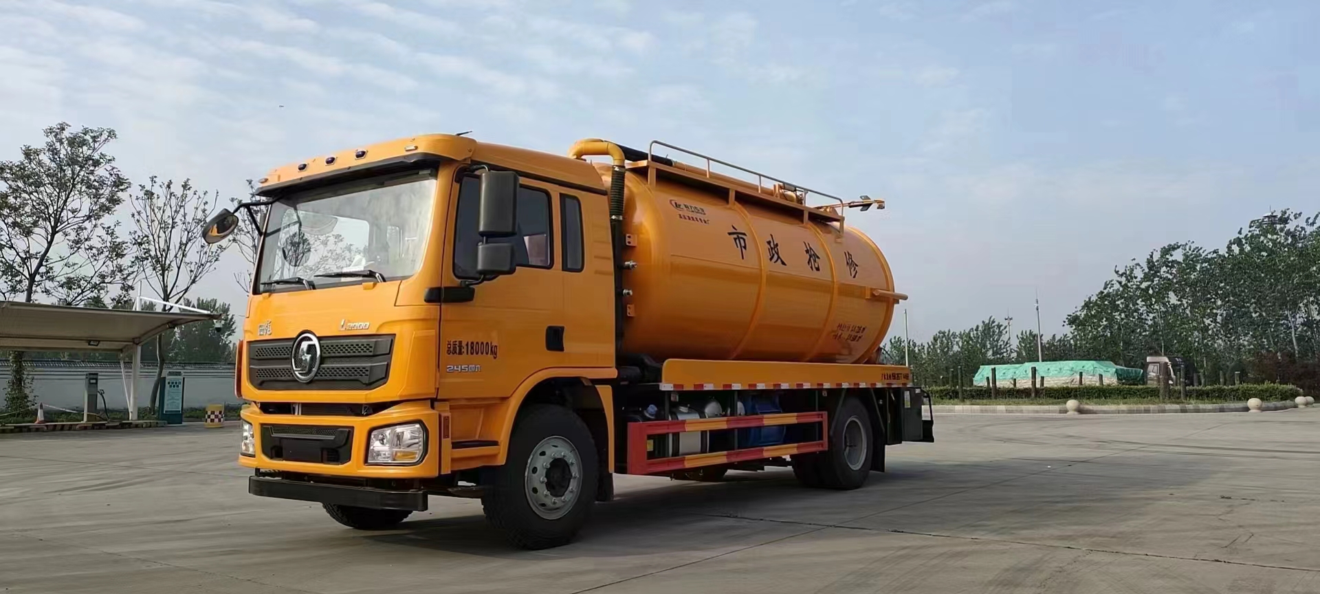 SHACMAN Sewage Suction Truck