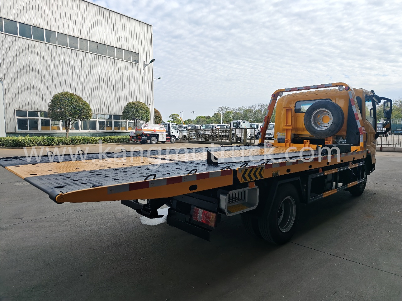 Velitel Howo 5-tun těžký vrak vraku Recovery Truck Flowbed Slide Bed Truck