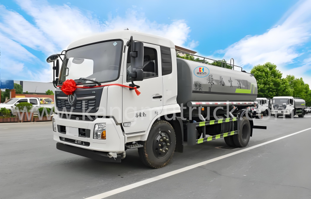 Dongfeng KR 12CBM 210HP Sprinkler Truck