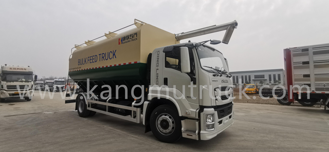 ISUZ 4X2 Bulk Feed Truck