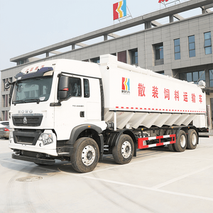 Sinotruck HOWO 8X4 34cbm Bulk Feed Grain Truck for Feed Grain Delivery