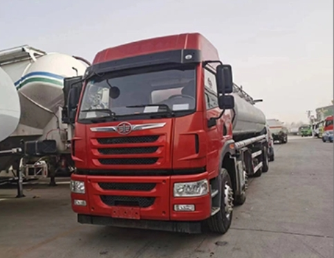 Refueling LPG Tanker Fuel Transport Truck
