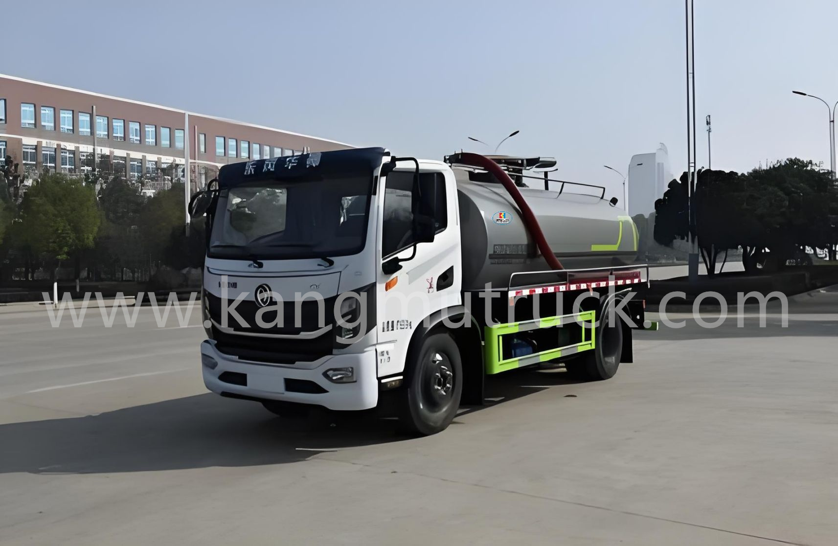 Dongfeng Huashen T3 9Cbm 165HP Cesspit Emptier And Suction Truck