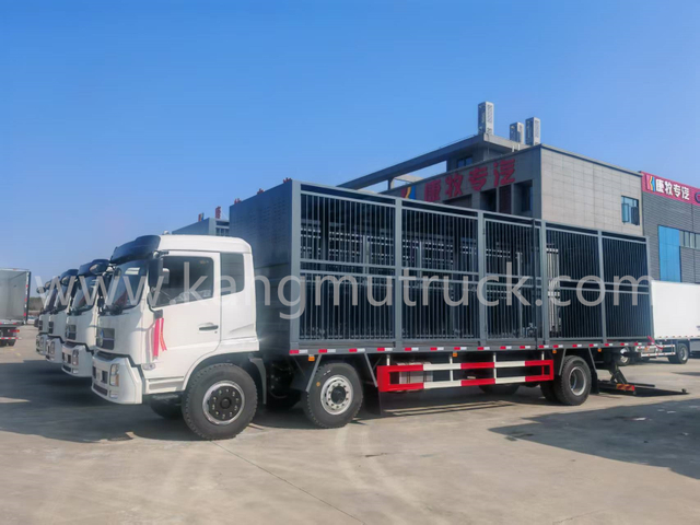 Dongfeng Fence Livestock Transport Truck