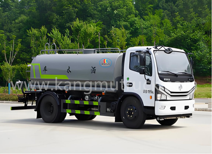 Dongfeng Dolika 9 CBM 156HP Sprinkler Truck