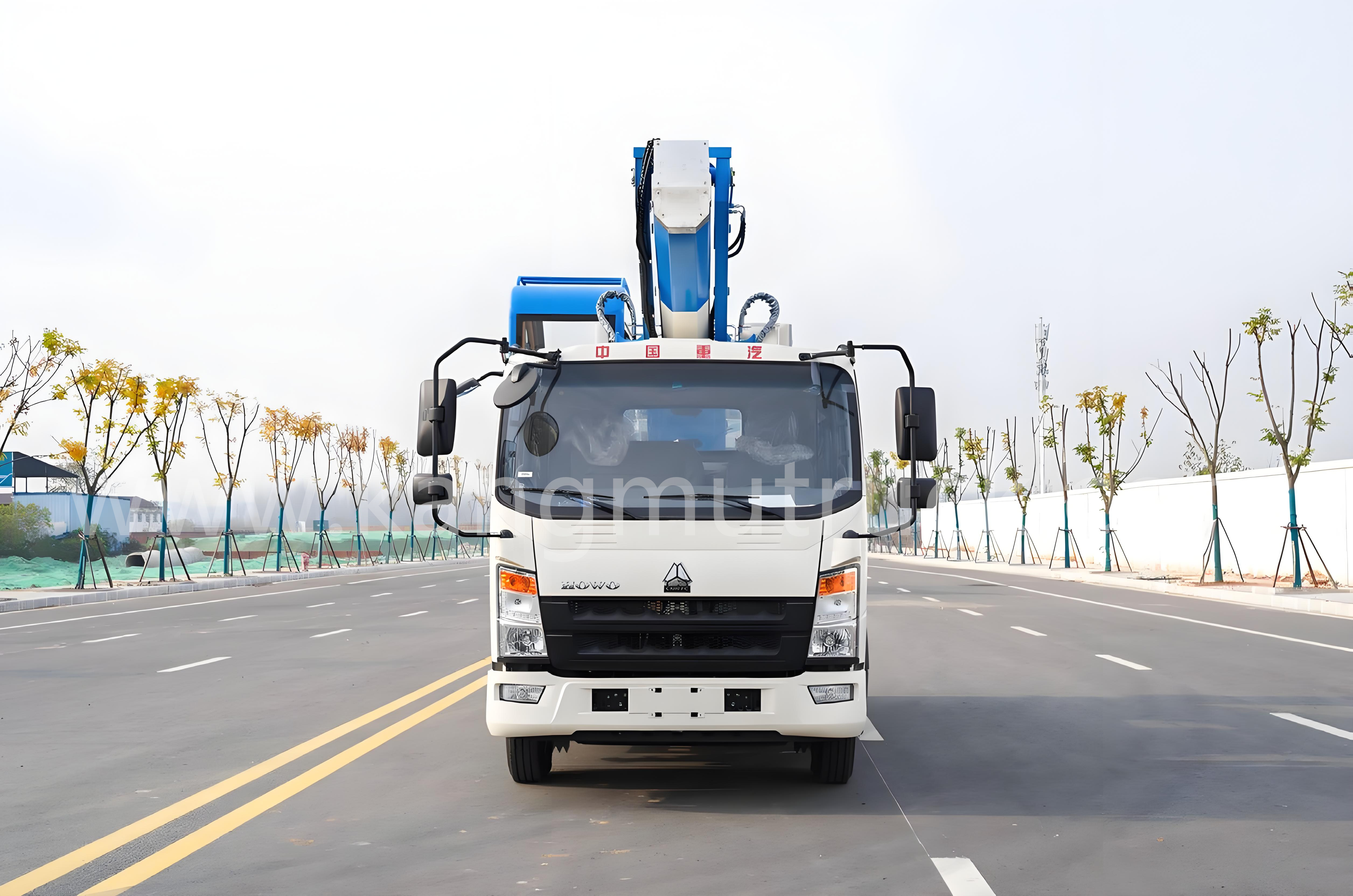Sinotruk HOWO 28-m Aerial Lift Truck