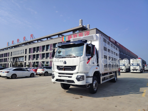 SINOTRUK LIVESTOCK TRANSPORT TRUCK