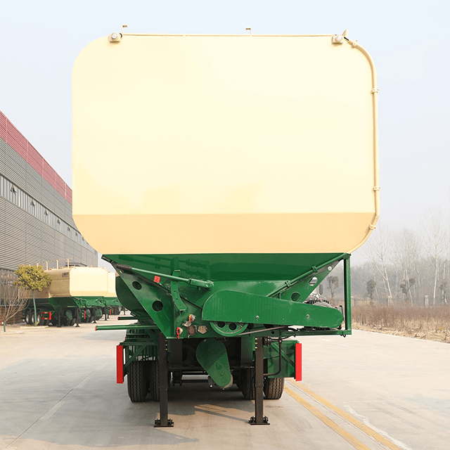 3 Axles Diesel Generator Drives Bulk Feed Truck Trailer for Poultry Feed