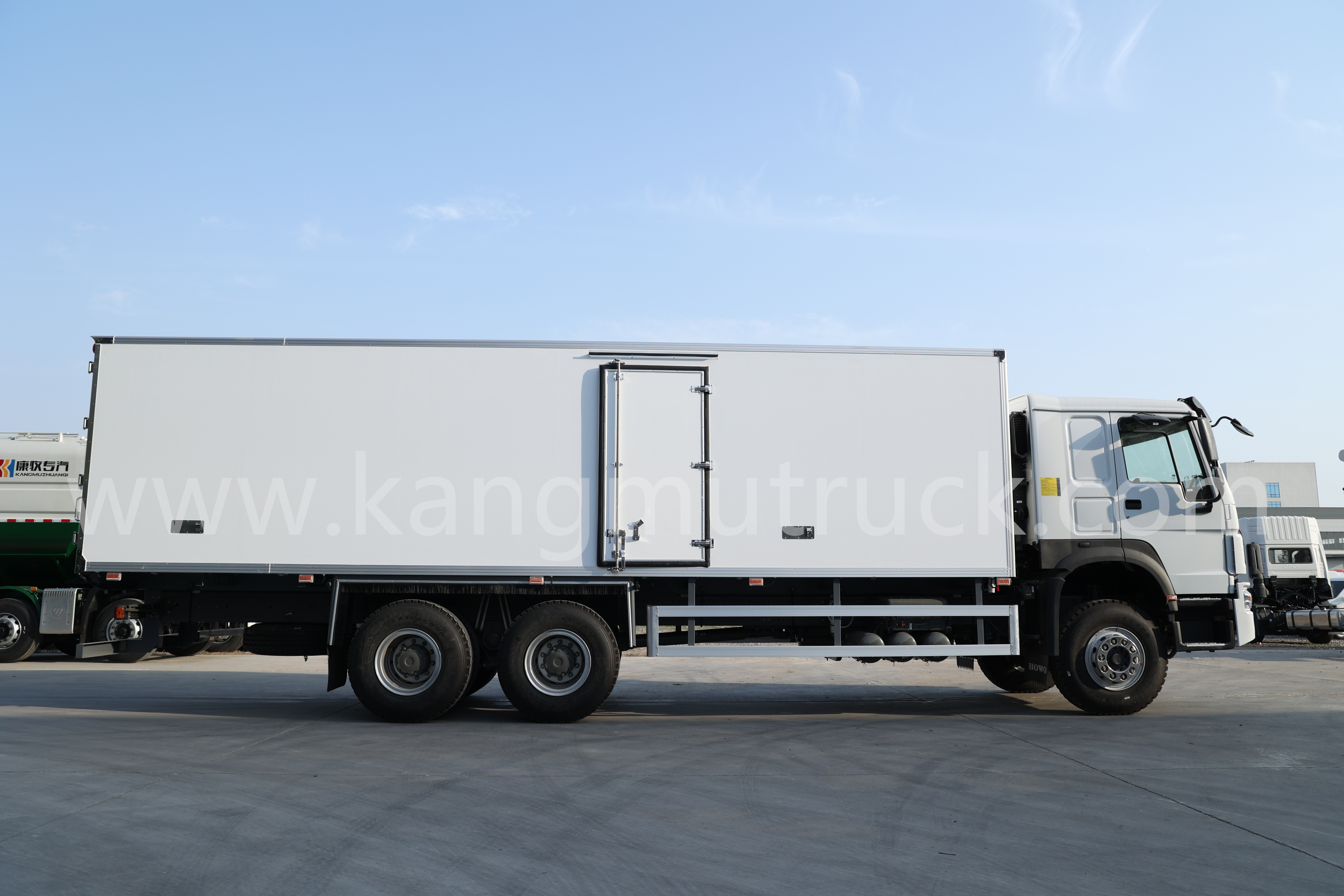 Sinotruk Howo 6x4 Truck refrigerato