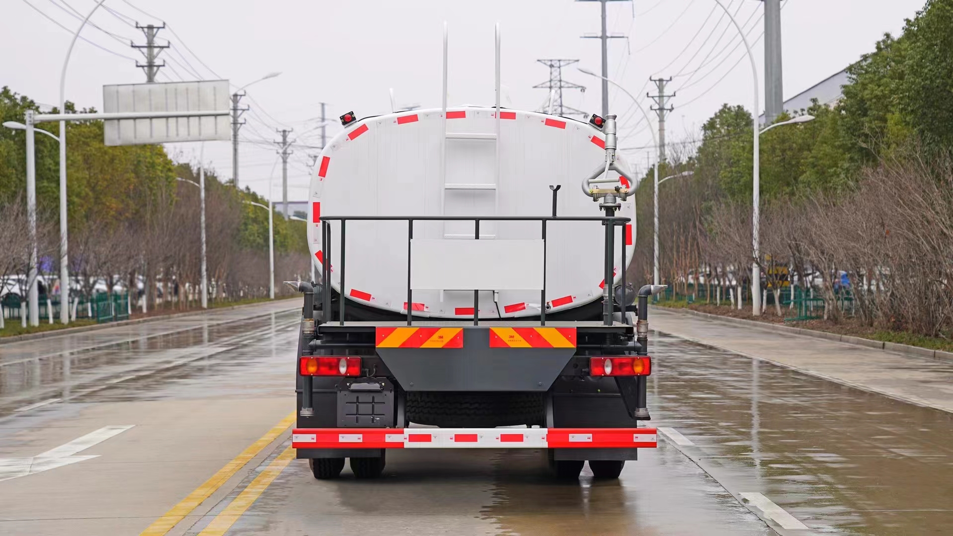 Dongfeng D3 Water Sprinkler Truck