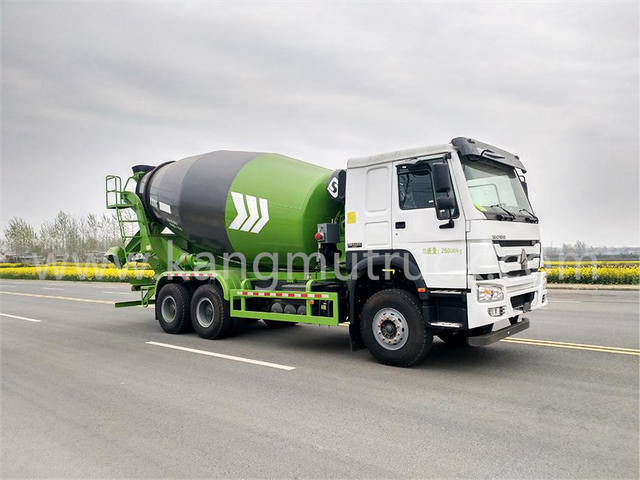Mixer Truck Sinotruk Howo V7x