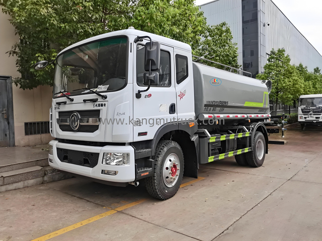 Dongfeng D9 200HP Dust Suppression Truck