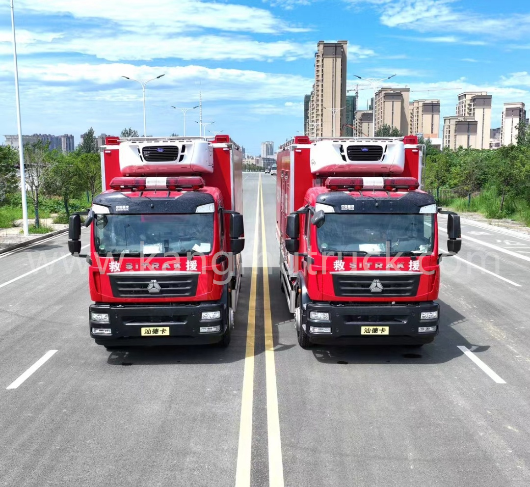 Sinotruk 350HP Emergency Refrigerated Truck 