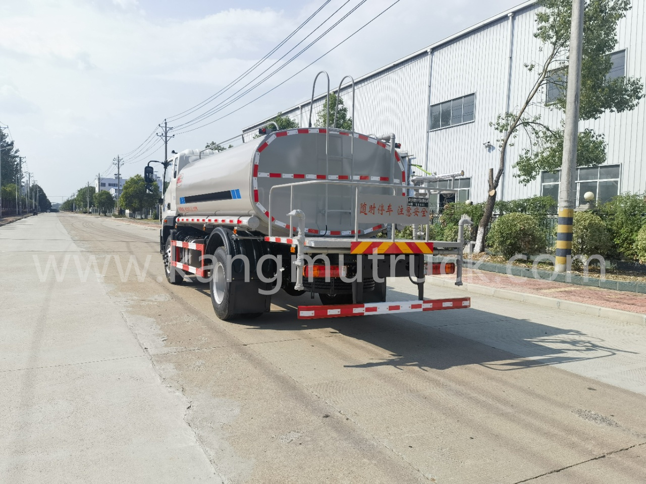 Foton Ouman 3950 Green Spray Truck
