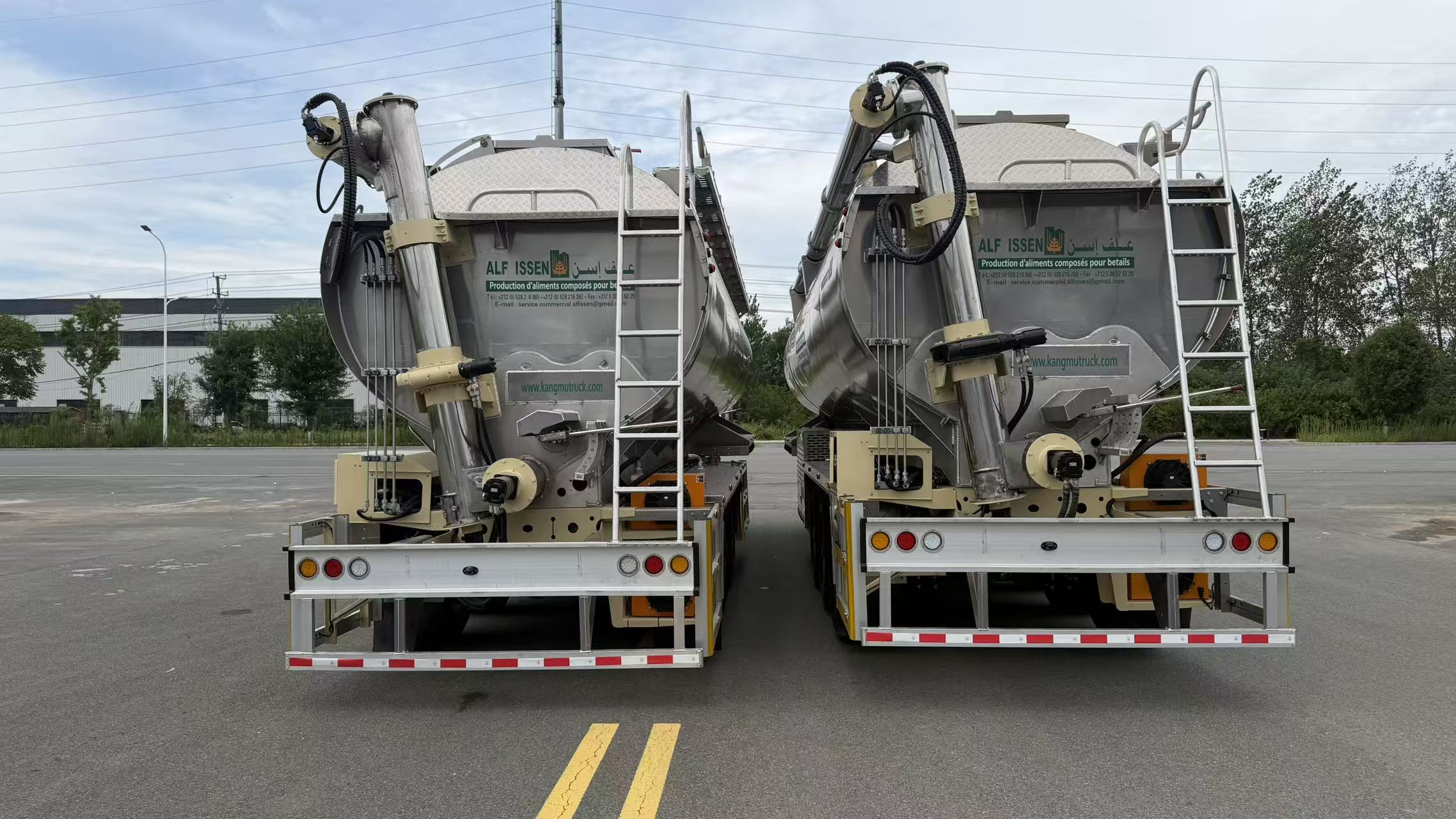 48m&sup3; 7-compartment Aluminum Alloy Bulk Feed Trailer