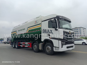 SINOTRUK 8X4 BULK FEED TRUCK